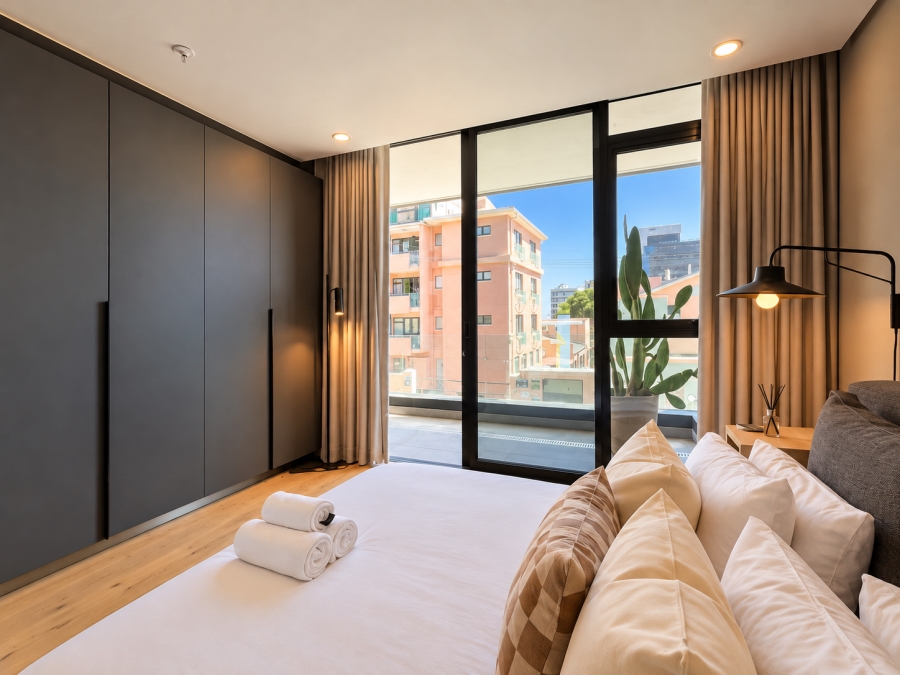 2 Bedroom Property for Sale in Sea Point Western Cape